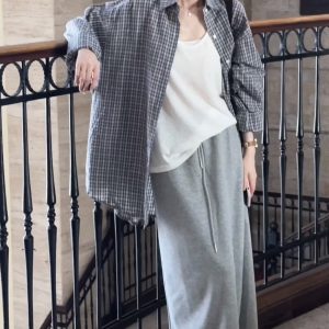 Spring New Minimalist Vest with Sporty Skirt and Plaid Shirt Set