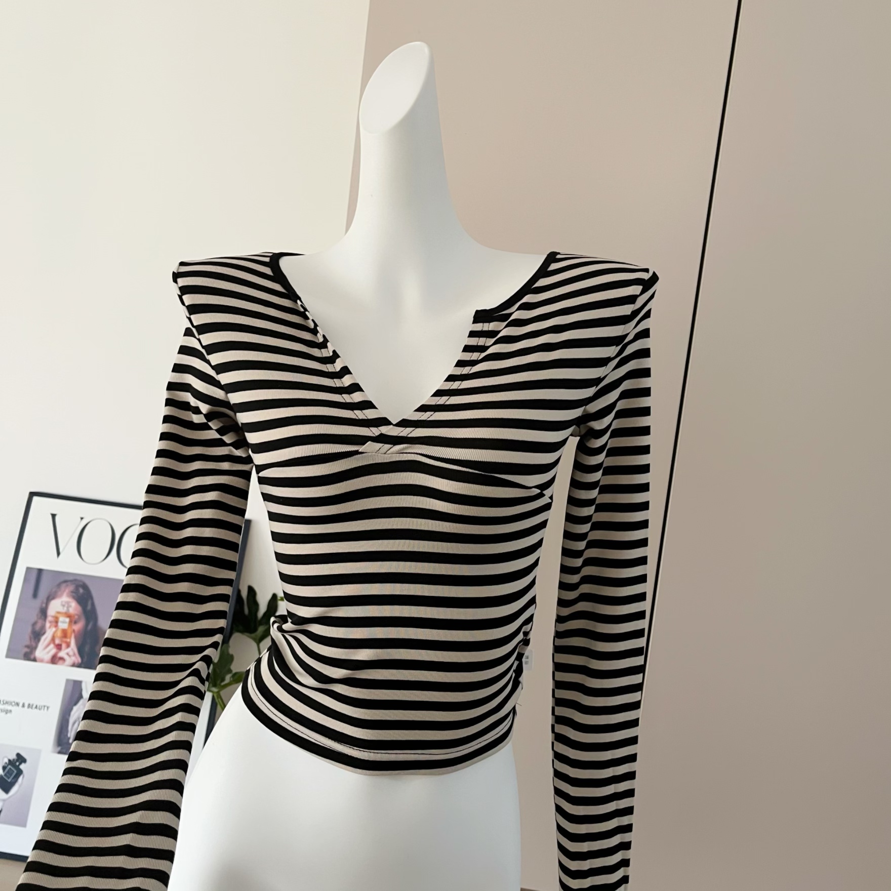 Retro Black and White Striped Slim Fit Long Sleeve Deep V Neck T Shirt for Women - Image 4