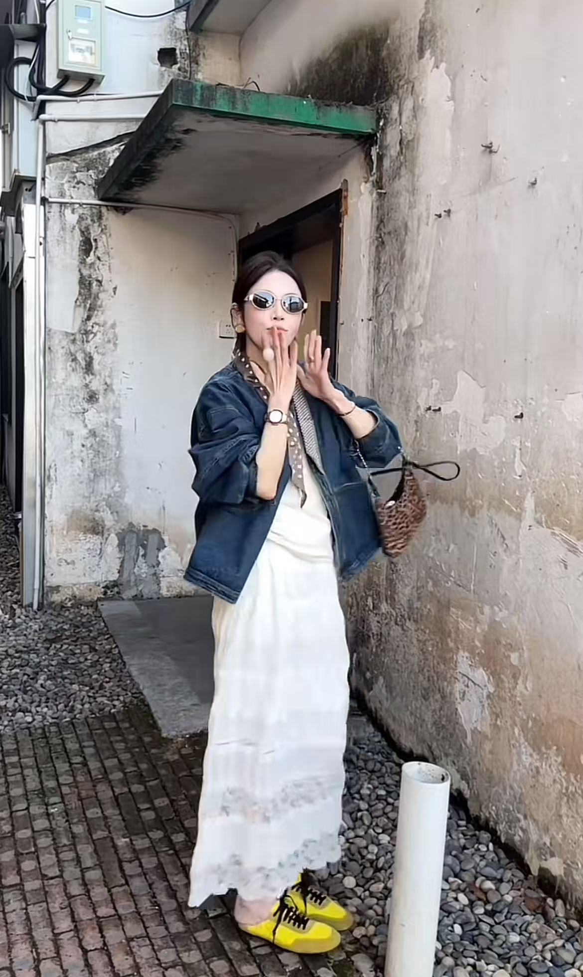 Korean Style Oversized Denim Jacket and Mesh Skirt Set - Image 4