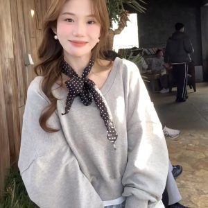 V-Neck Slimming Hoodie with Lace Cami and Polka Dot Ribbon 3-Piece Set