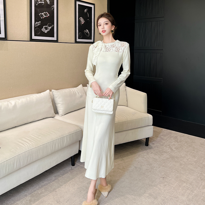 2025 Autumn Winter Lace Patchwork Knit Dress with Tie Detail - Image 3