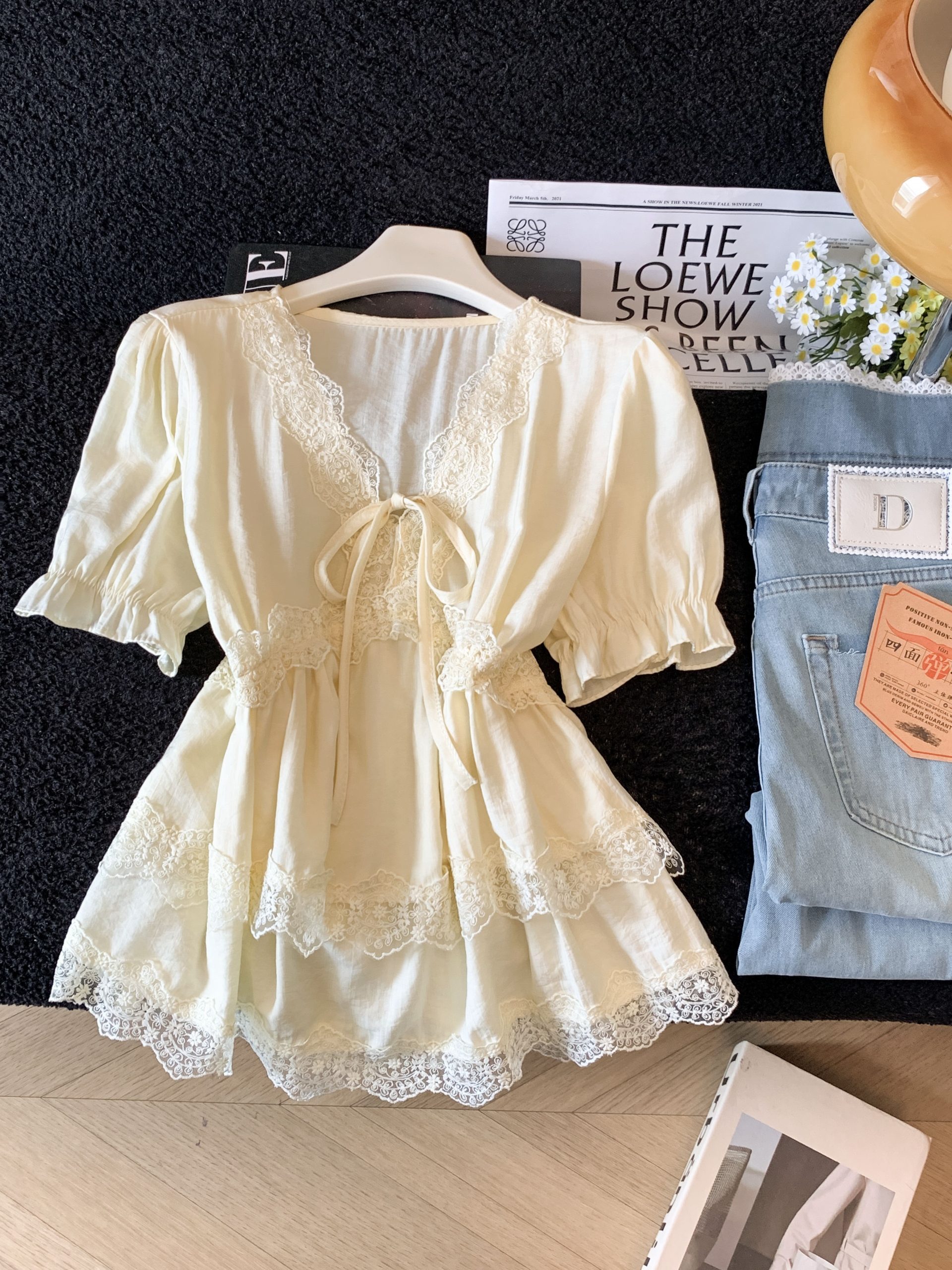 Women Summer Lace Trim Chiffon Top Puff Sleeve Loose French Style Blouse - Image 2