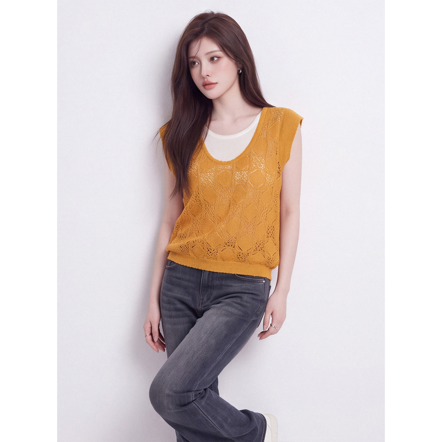 Green Cutout Fake Two-Piece Knit Vest Women Summer Korean Wave Edge U-Neck Breathable Slimming Top - Image 4